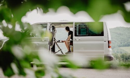 The Pifalls of Combining Holidays with Working from Abroad