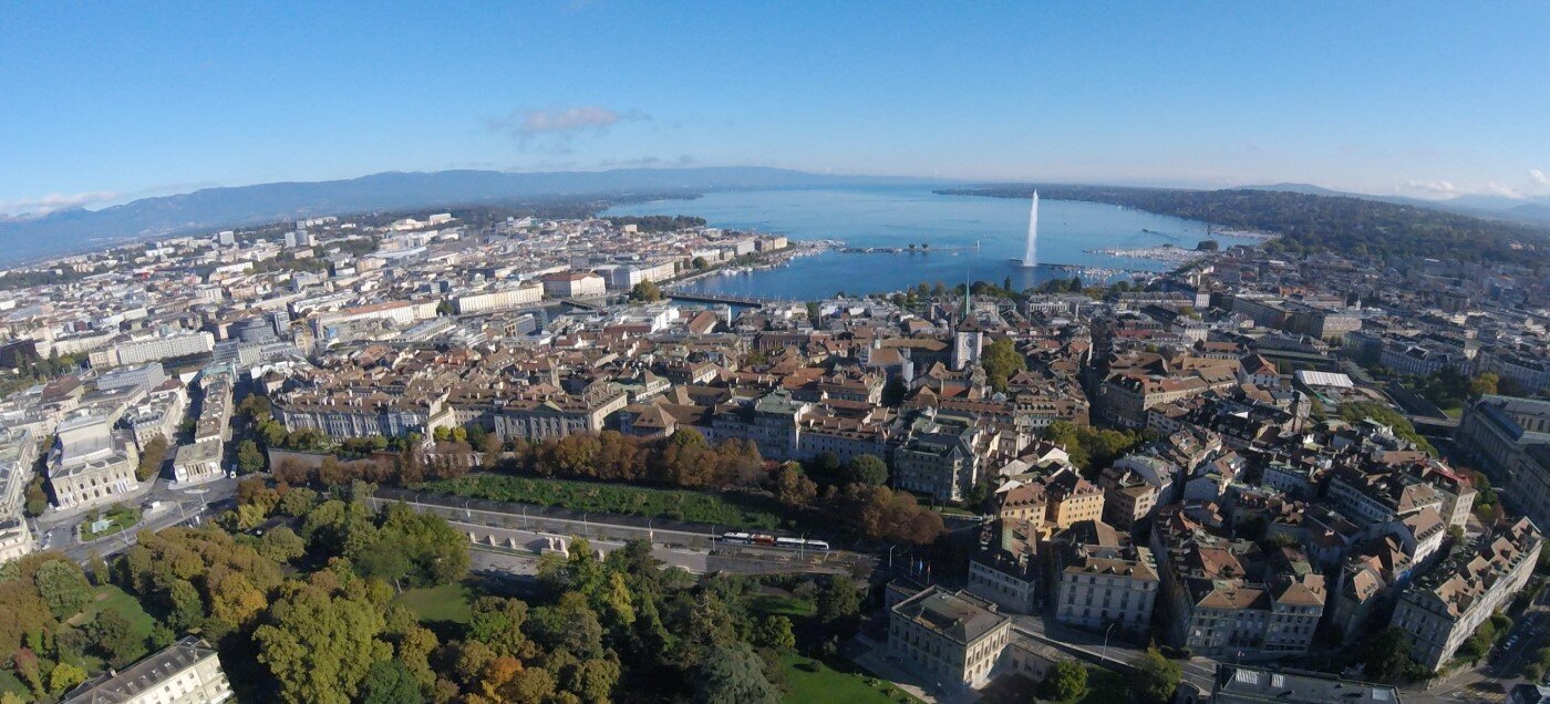 Switzerland's Safe-Haven Appeal Grows with World's Wealthy Homebuyers