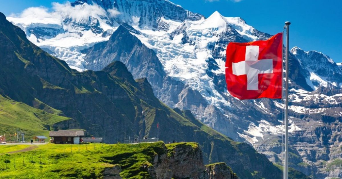 Swiss Lawmakers Weigh Easing UBS Capital Rules After Credit Suisse Collapse